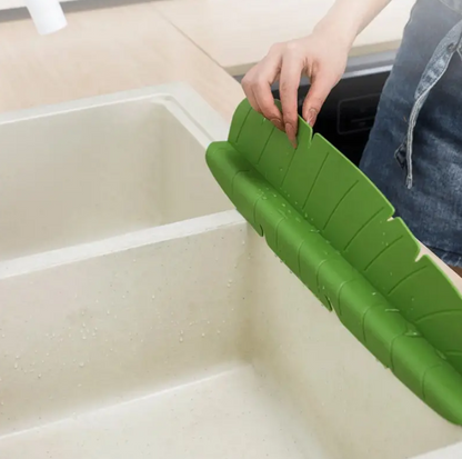 Kitchen Sink Splash Guard